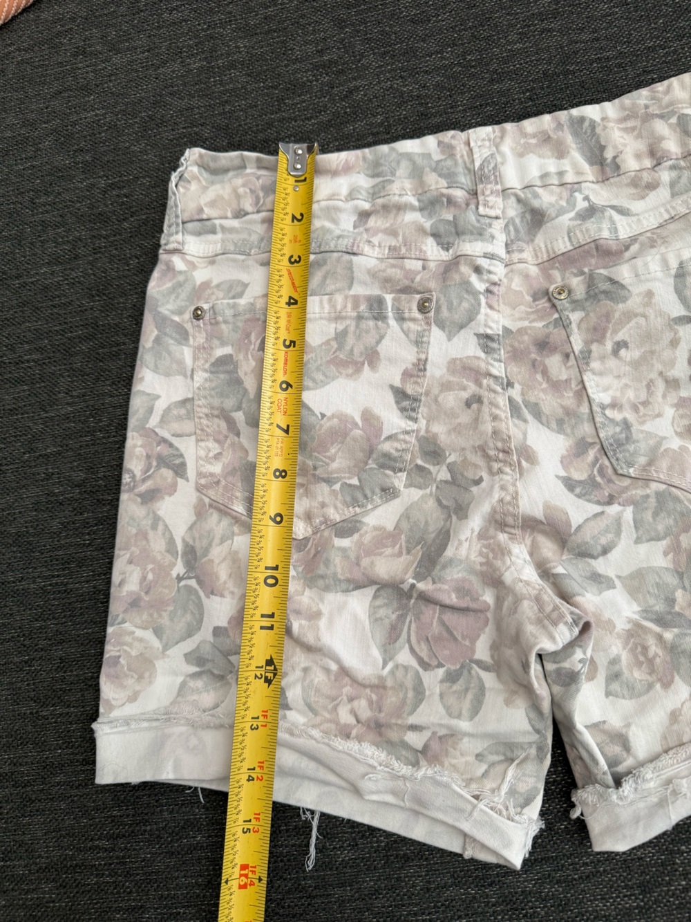 Seven 7 90’s Y2K Floral Print Women's Denim Shorts - White Blush trending mid - Picture 10 of 12